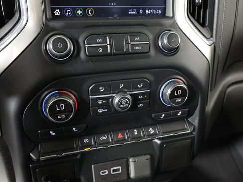 Used 2019 Chevrolet Silverado 1500 LT w/ All-Star Edition AWD/4WD image 36