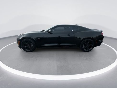 Used 2024 Chevrolet Camaro LT w/ Technology Package RWD image 5