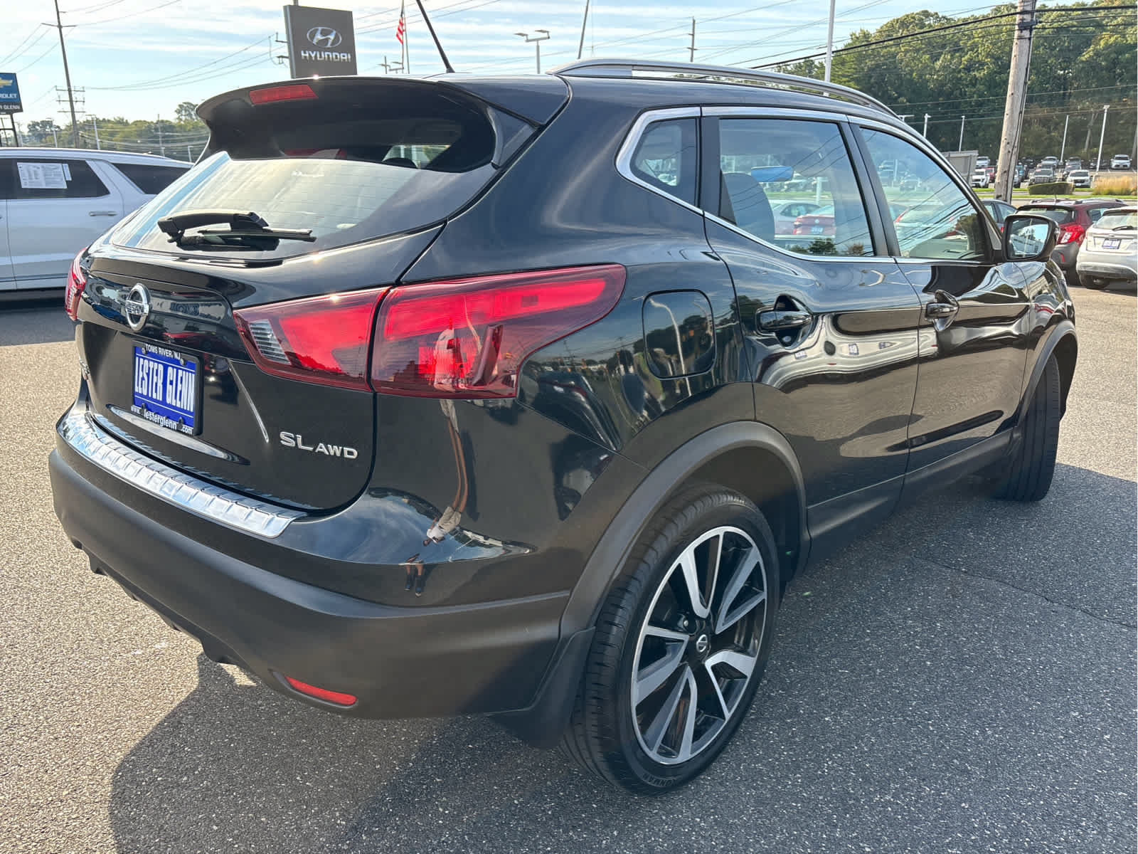 Used 2017 Nissan Rogue Sport SL w/ SL Premium Package AWD/4WD image 31