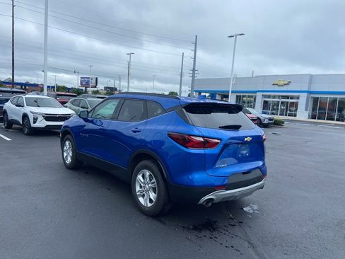 Used 2019 Chevrolet Blazer LT FWD image 3