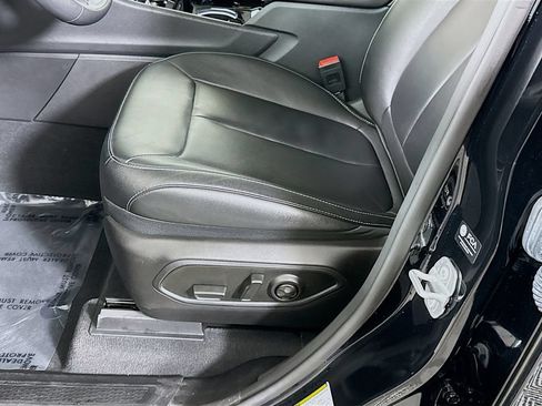 Used 2023 Jeep Grand Cherokee Limited AWD/4WD image 25
