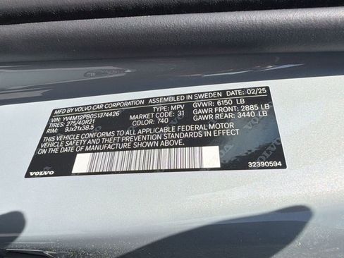 Certified 2025 Volvo XC90 B5 Plus image 19