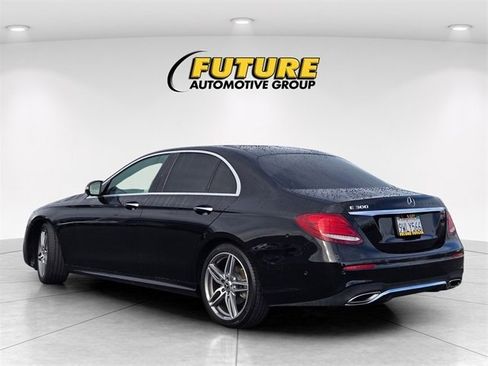 Used 2019 Mercedes-Benz E 300 image 7
