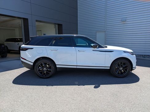 Used 2026 Land Rover Range Rover Velar S AWD/4WD image 5