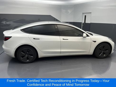 Used 2023 Tesla Model 3 Standard Range RWD image 5