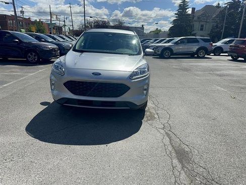 Certified 2022 Ford Escape Titanium w/ Class II Trailer Tow Package image 27