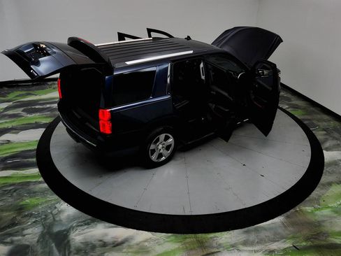 Used 2018 Chevrolet Tahoe Premier AWD/4WD image 39