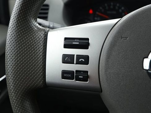 Used 2020 Nissan Frontier S image 13