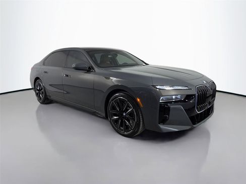New 2026 BMW 740i xDrive w/ Executive Package AWD/4WD image 3