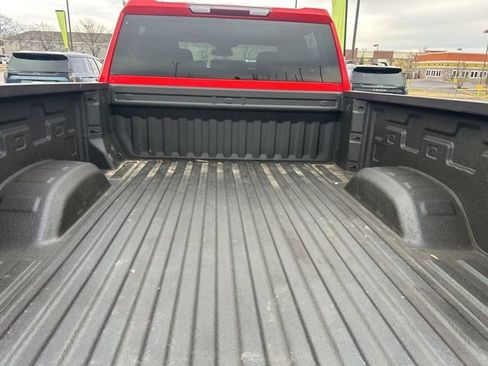 Used 2024 Chevrolet Silverado 2500 Custom w/ Custom Value Package image 30