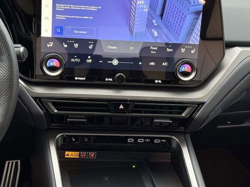 Used 2025 Lexus TX 500h AWD w/ Technology Package image 17