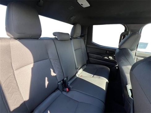 Used 2024 Toyota Tacoma TRD Sport image 21