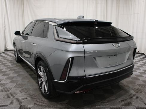 Certified 2024 Cadillac Lyriq Tech RWD image 32