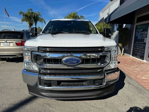 Used 2022 Ford F250 XL w/ STX Appearance Package image 2