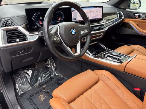 Used 2024 BMW X5 xDrive40i w/ Premium Package AWD/4WD image 17