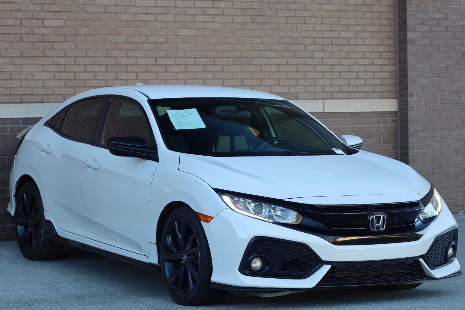 Used 2017 Honda Civic Sport image 7