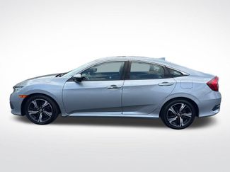 Used 2017 Honda Civic Touring video 2
