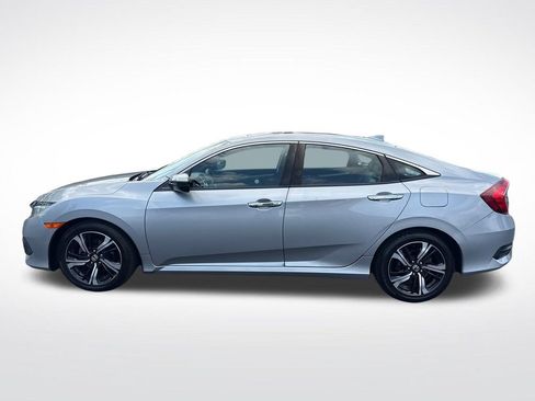 Used 2017 Honda Civic Touring image 2