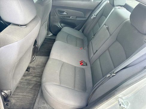 Used 2016 Chevrolet Cruze LT FWD image 18