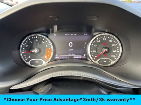 Certified 2017 Jeep Renegade Altitude image 37