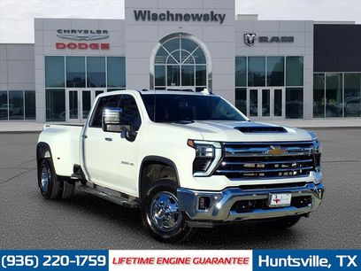 Used 2024 Chevrolet Silverado 3500 LTZ w/ LTZ Convenience Package