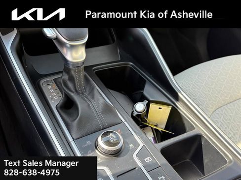 Certified 2023 Kia Sorento S w/ Panoramic Sunroof Package image 27