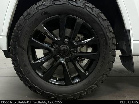 Used 2021 Jeep Grand Cherokee Laredo X AWD/4WD image 10