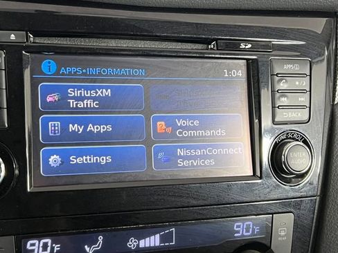 Used 2016 Nissan Rogue SL image 31