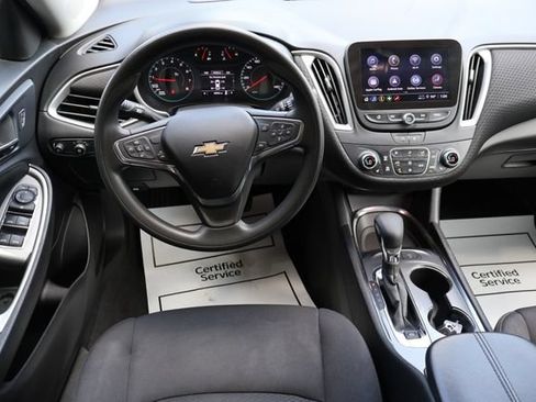 Used 2025 Chevrolet Malibu LT FWD image 10