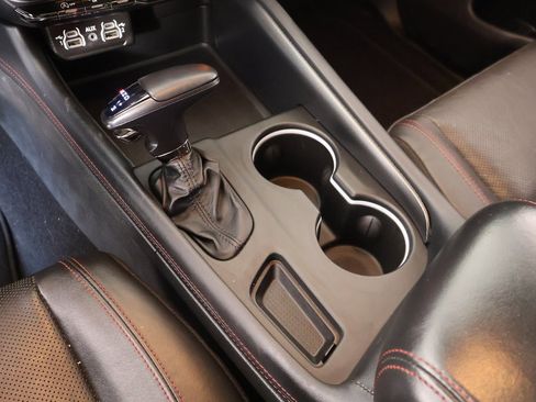Used 2024 Dodge Durango GT image 9