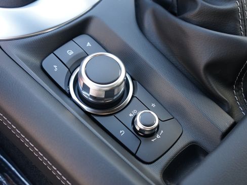 New 2026 MAZDA MX-5 Miata Club w/ Interior Package RWD image 22