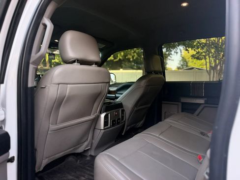 Used 2020 Ford F150 Lariat AWD/4WD image 10