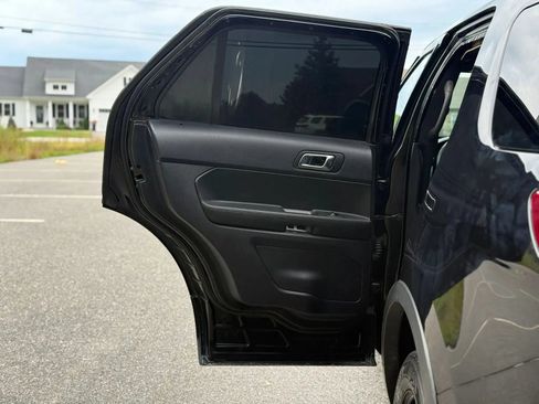 Used 2019 Ford Explorer 4WD Police Interceptor image 12