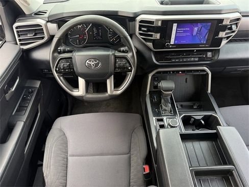 Used 2022 Toyota Tundra SR5 w/ SR5 Convenience Package image 15