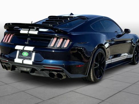 Used 2021 Ford Mustang Shelby GT500 w/ Technology Package image 11