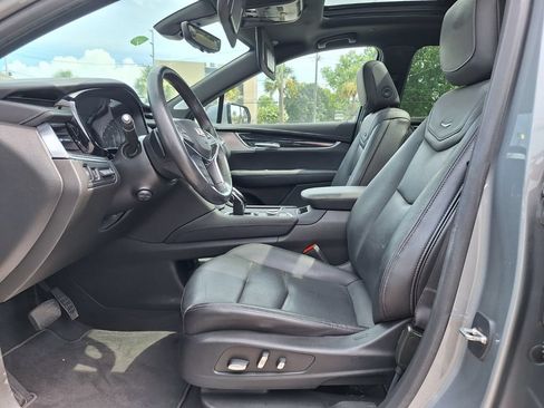 Certified 2023 Cadillac XT5 Premium Luxury w/ Technology Package FWD image 14