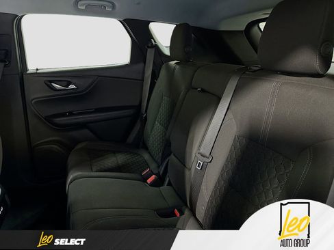 Used 2021 Chevrolet Blazer LT FWD image 25