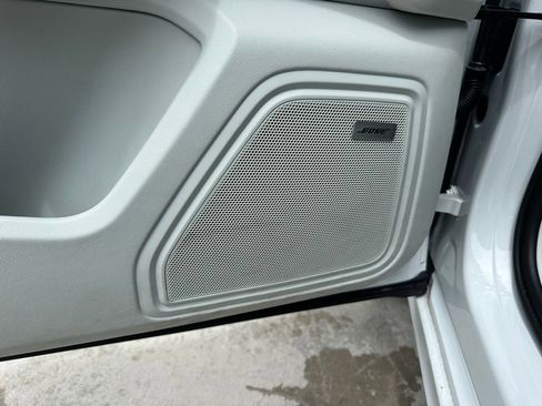 Certified 2023 Porsche Macan S AWD/4WD image 23