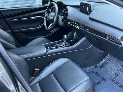 Used 2024 MAZDA MAZDA3 s image 19