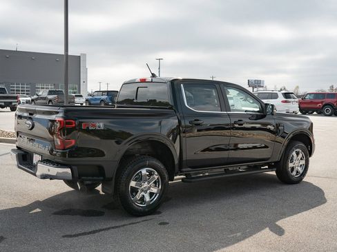 Used 2025 Ford Ranger Lariat w/ FX4 Off-Road Package AWD/4WD image 8