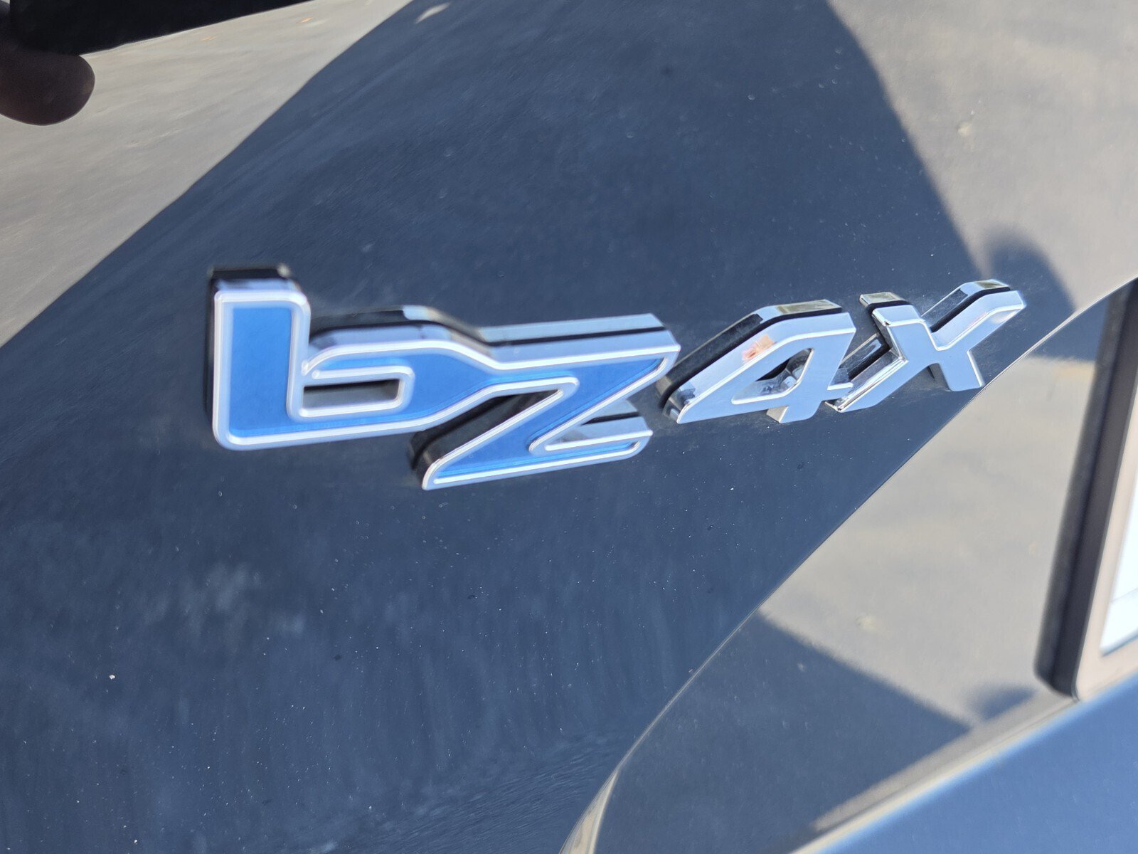 Used 2024 Toyota bZ4X FWD w/ Weather Package image 9