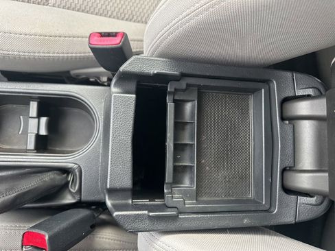 Used 2015 Subaru Forester 2.5i Premium image 19