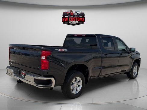 Used 2023 Chevrolet Silverado 1500 LT AWD/4WD image 7