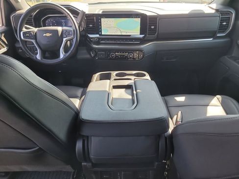 Used 2024 Chevrolet Silverado 1500 LT AWD/4WD image 13