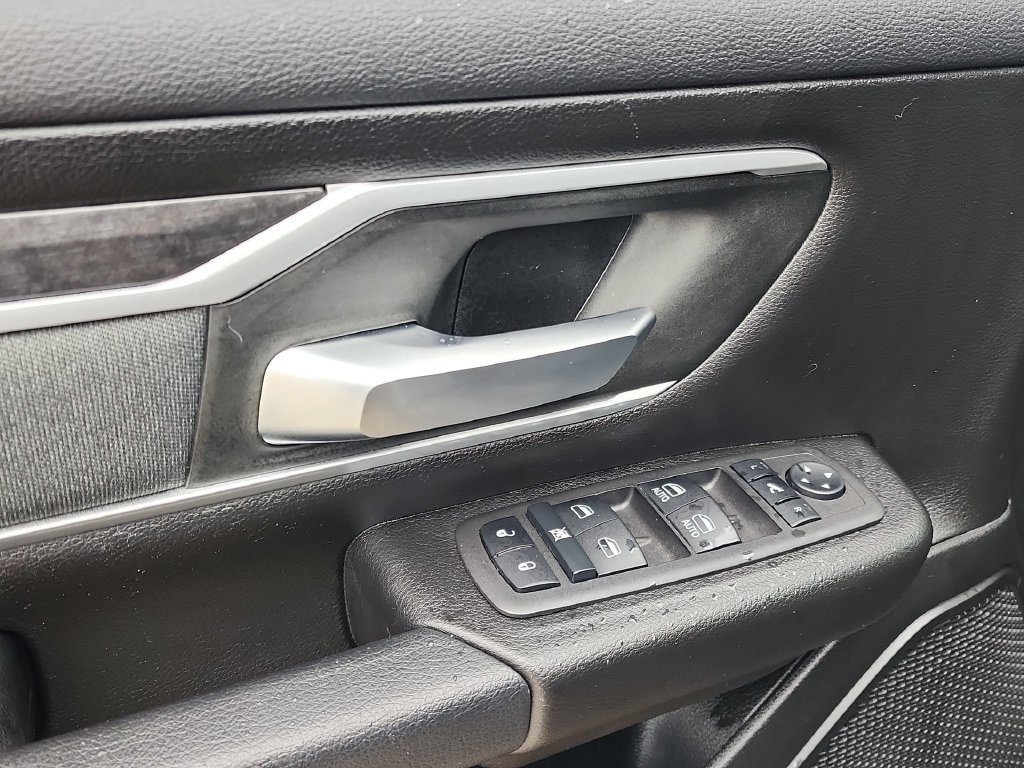 Used 2023 RAM 1500 Lone Star AWD/4WD image 13