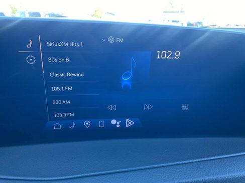 Used 2024 Cadillac XT4 Premium Luxury image 15