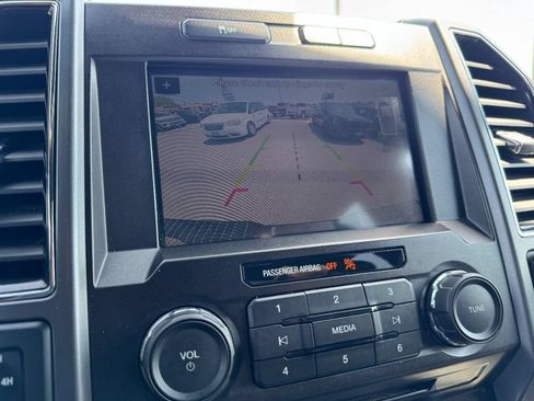 Used 2018 Ford F150 XLT w/ Equipment Group 302A Luxury AWD/4WD image 19