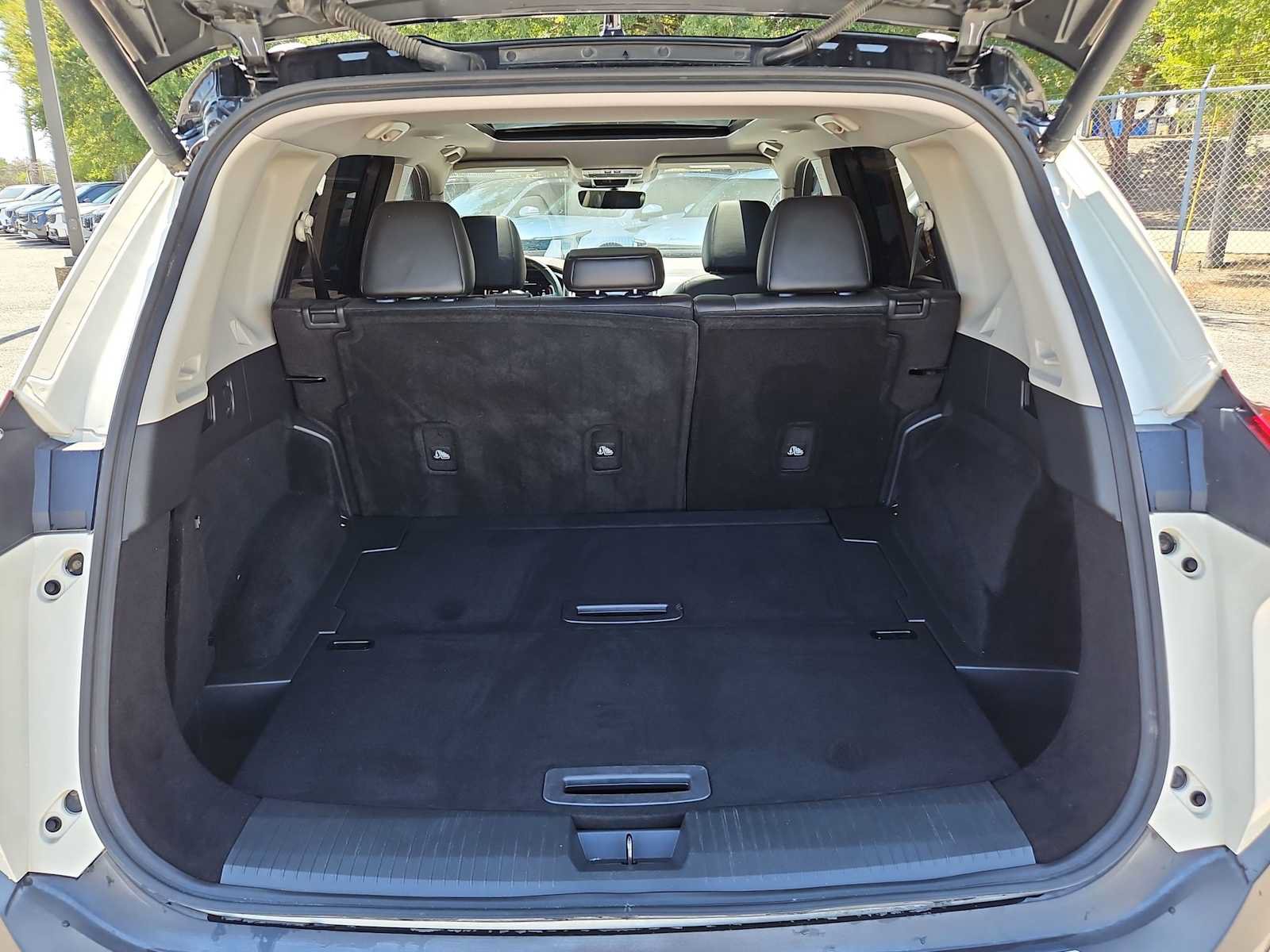 Used 2023 Nissan Rogue Platinum w/ Platinum Premium Package FWD image 33