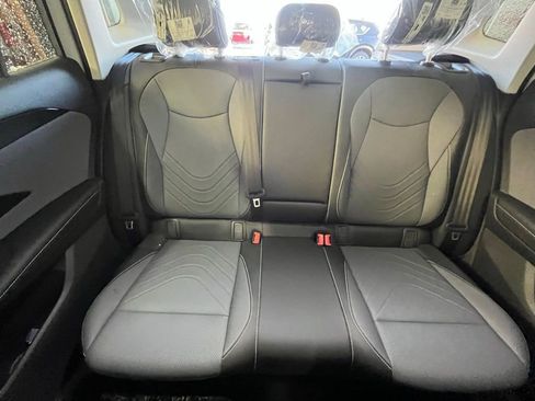 New 2026 Volkswagen Tiguan SE image 25