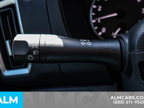 Certified 2025 Nissan Frontier SV image 45